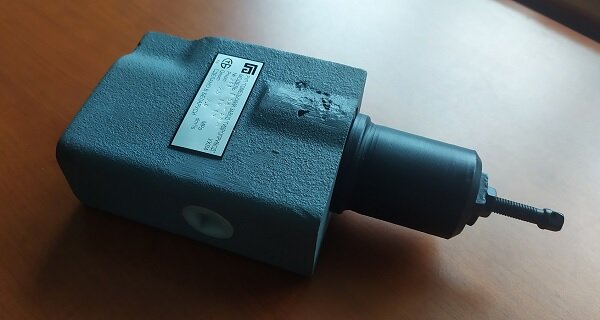 Клапан давления с обратным клапаном ДГ66-32М